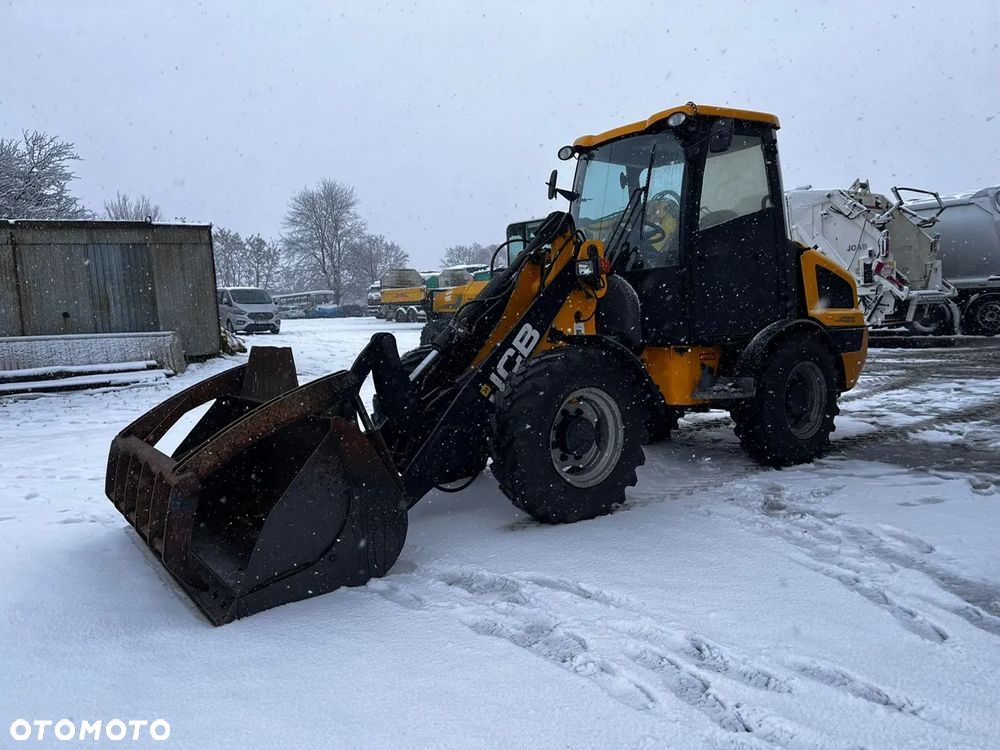JCB 406 T4 - 9
