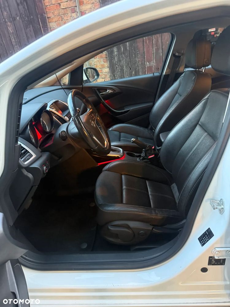 Opel Astra - 17