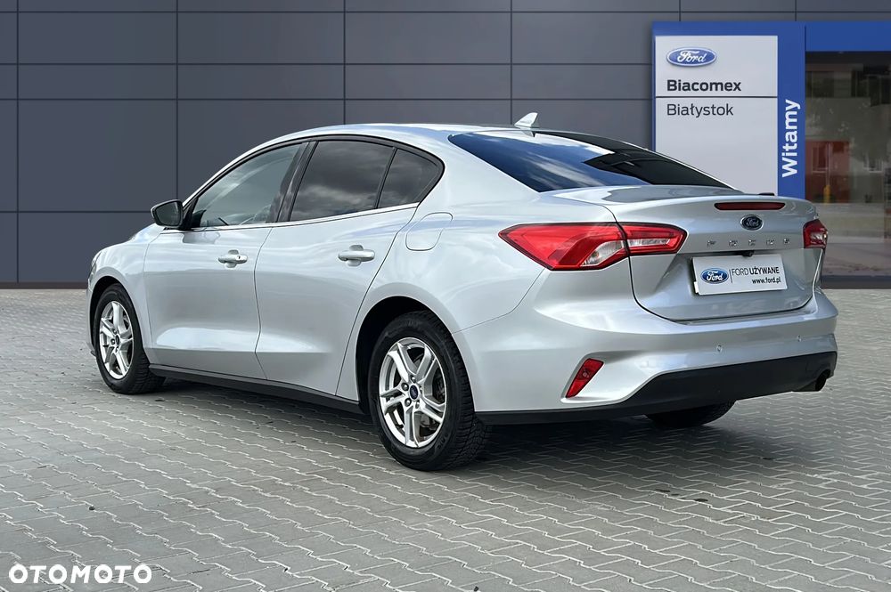 Ford Focus 1.0 EcoBoost Trend - 3