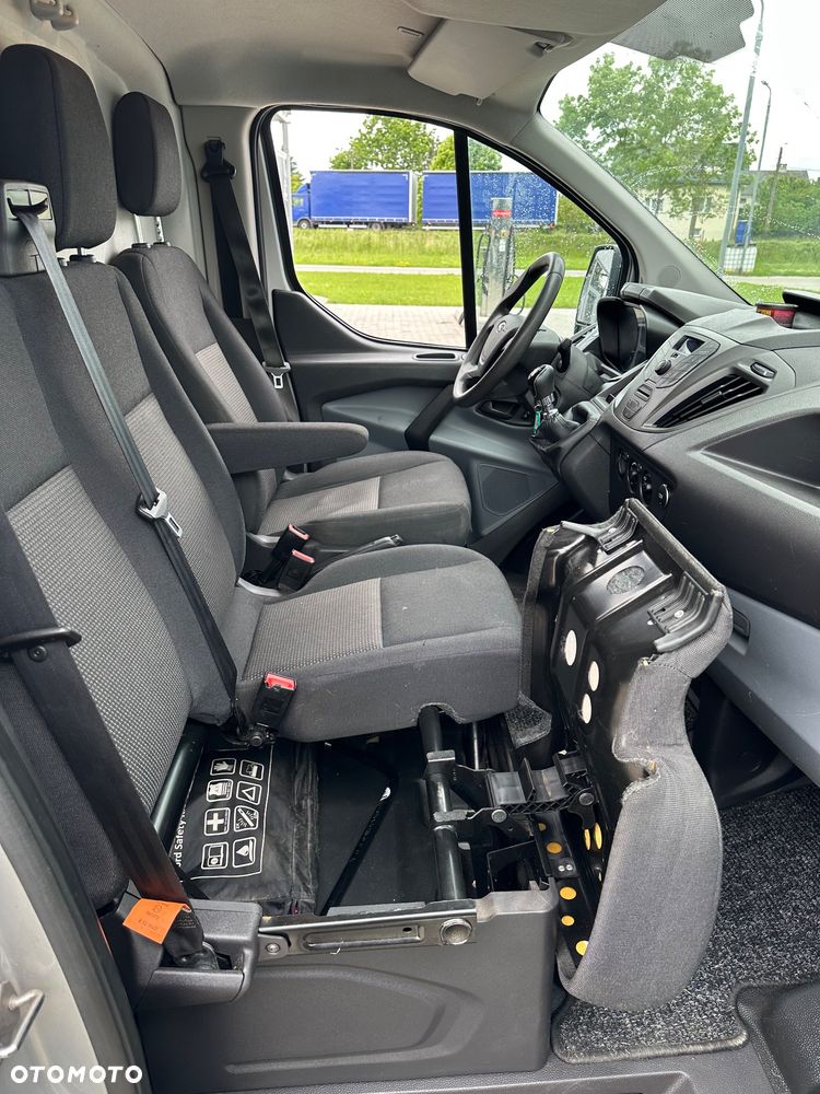 Ford Transit Custom - 19