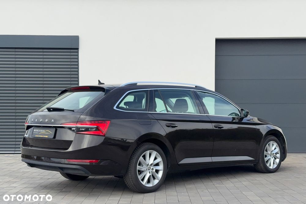 Skoda Superb 2021 photo 5