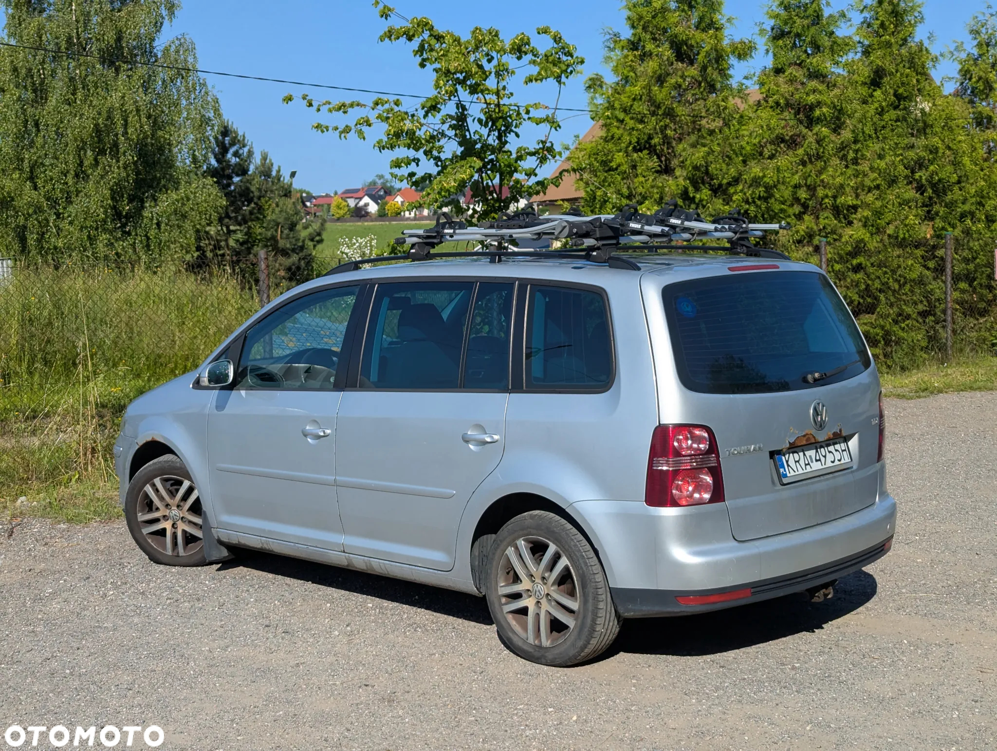 Volkswagen Touran 1.9 TDI Conceptline - 4