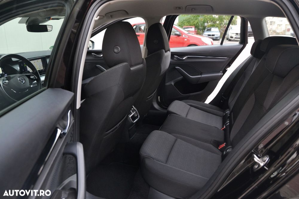 Skoda Octavia 2.0 TDI DSG First Edition - 18