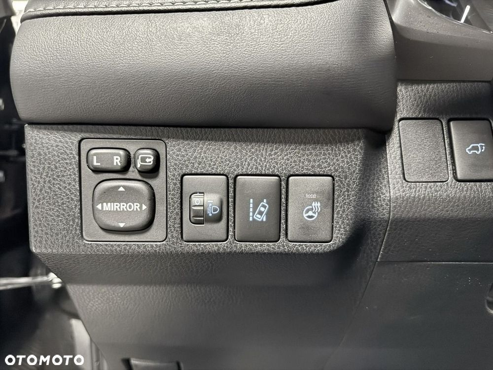 Toyota RAV4 2.0 D-4D 4x2 Start-Stop Edition S+ - 32