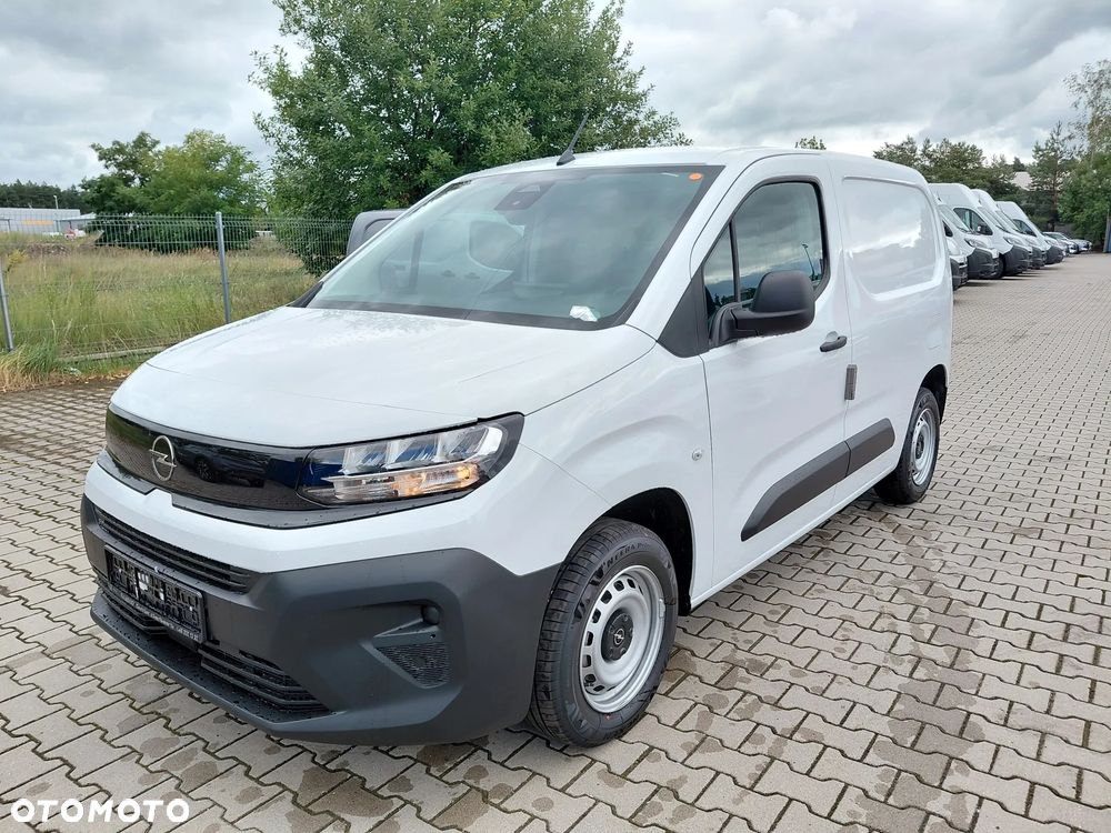 Opel Combo Cargo Furgon M Benzyna 110KM Manual - 1