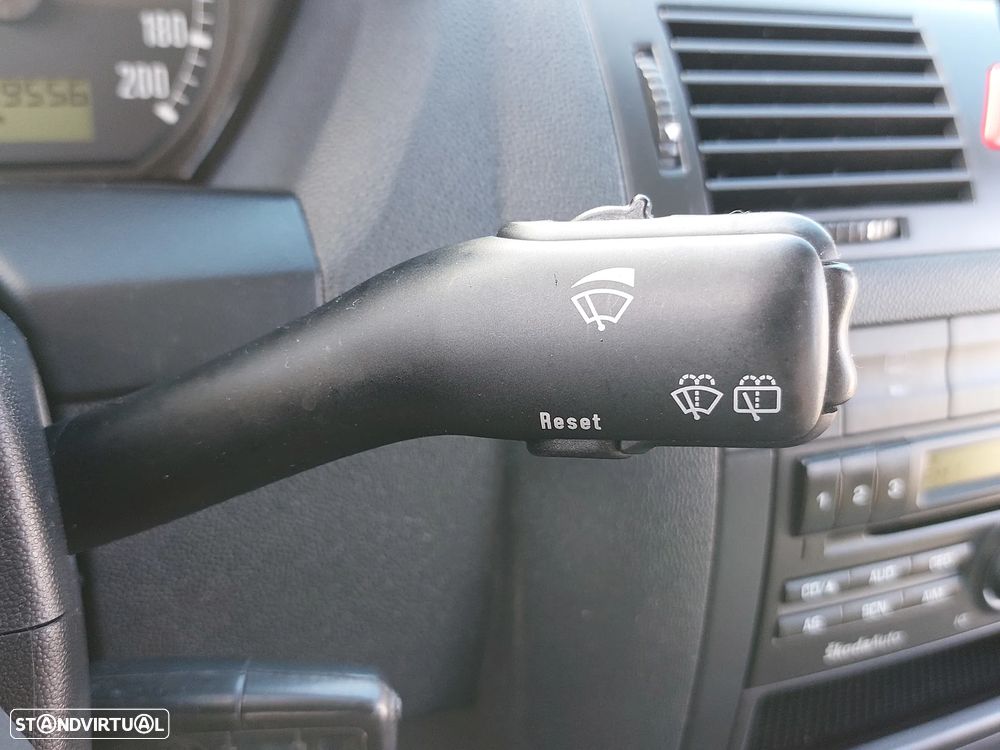 Skoda Fabia Break 1.4 Attractive AC - 20