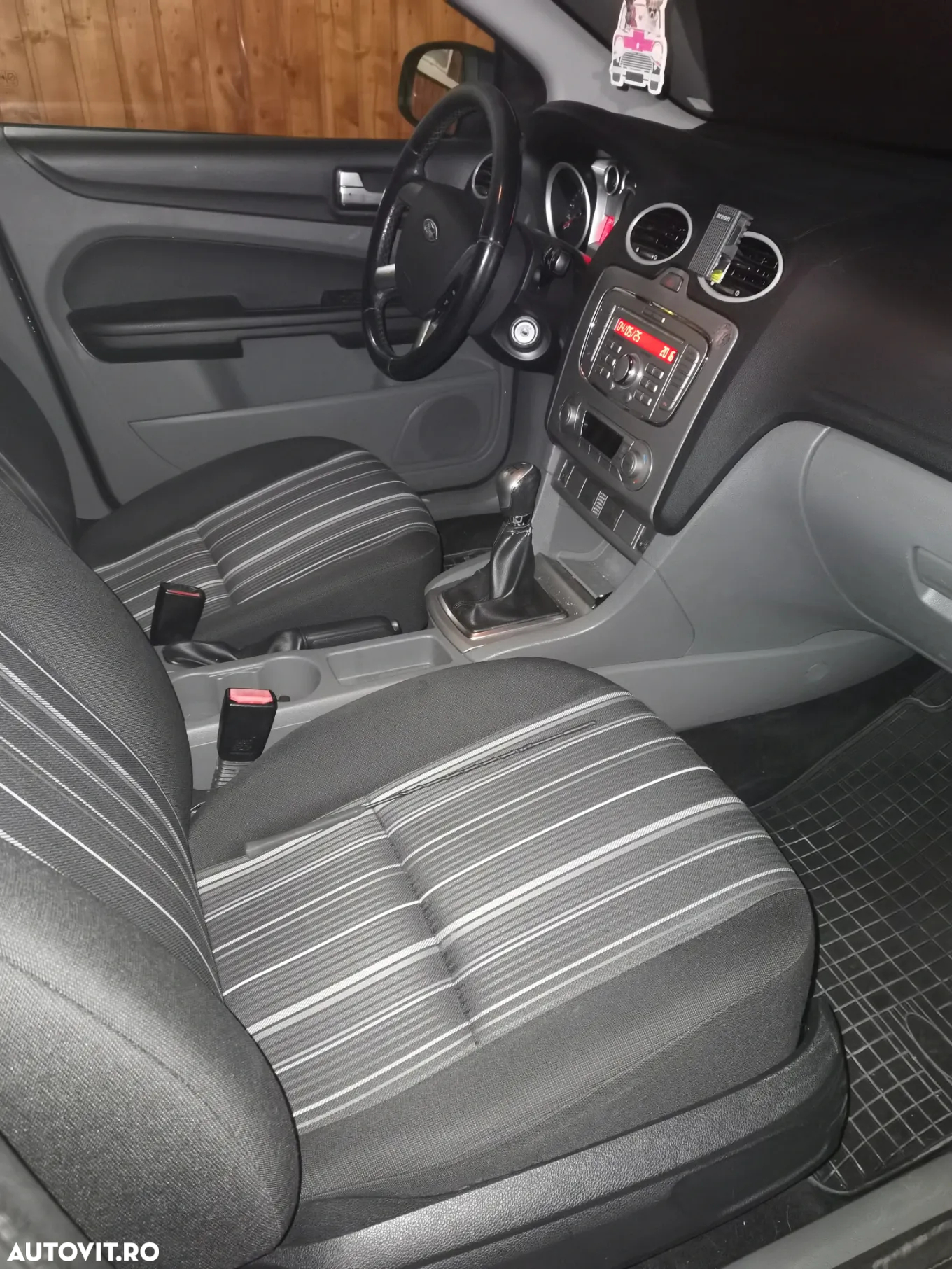 Ford Focus 1.6 TDCi Connection - 6