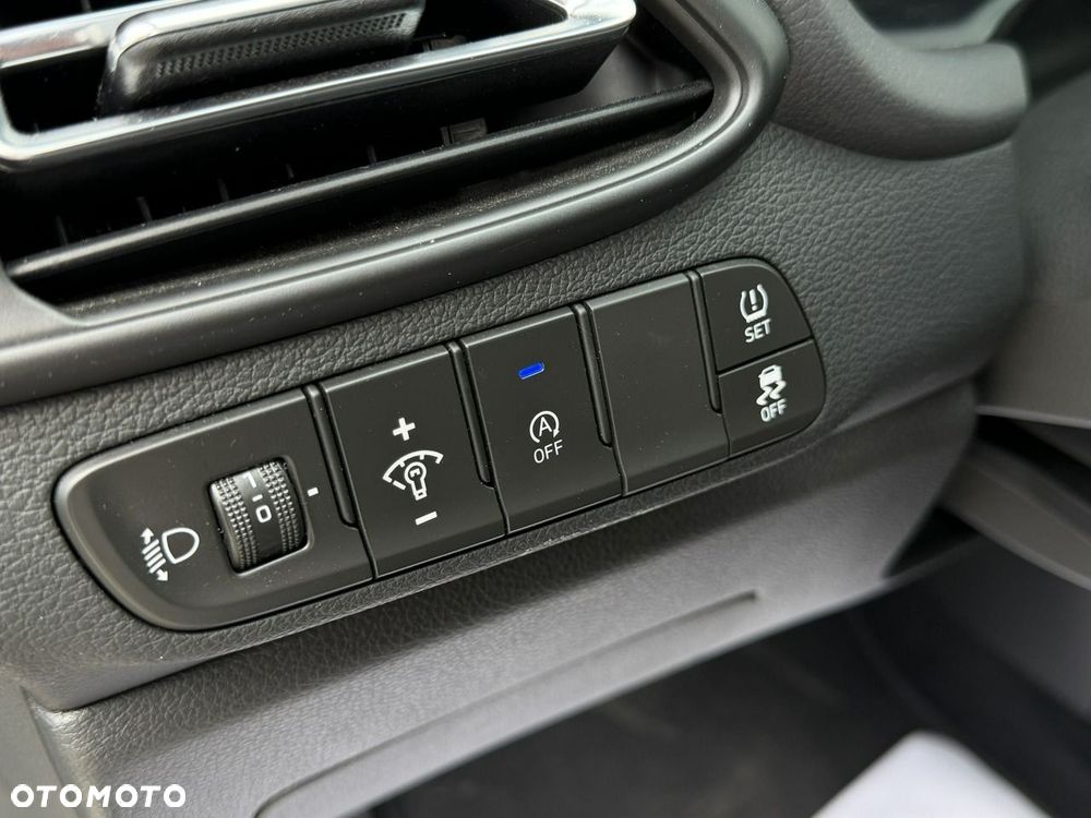 Hyundai i30 - 13
