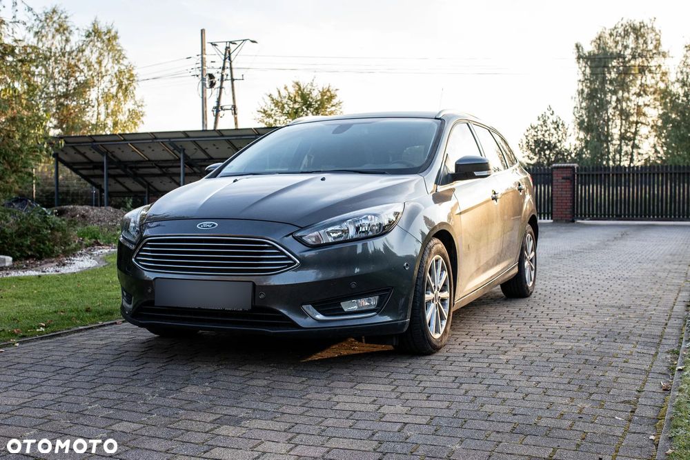 Ford Focus - 1