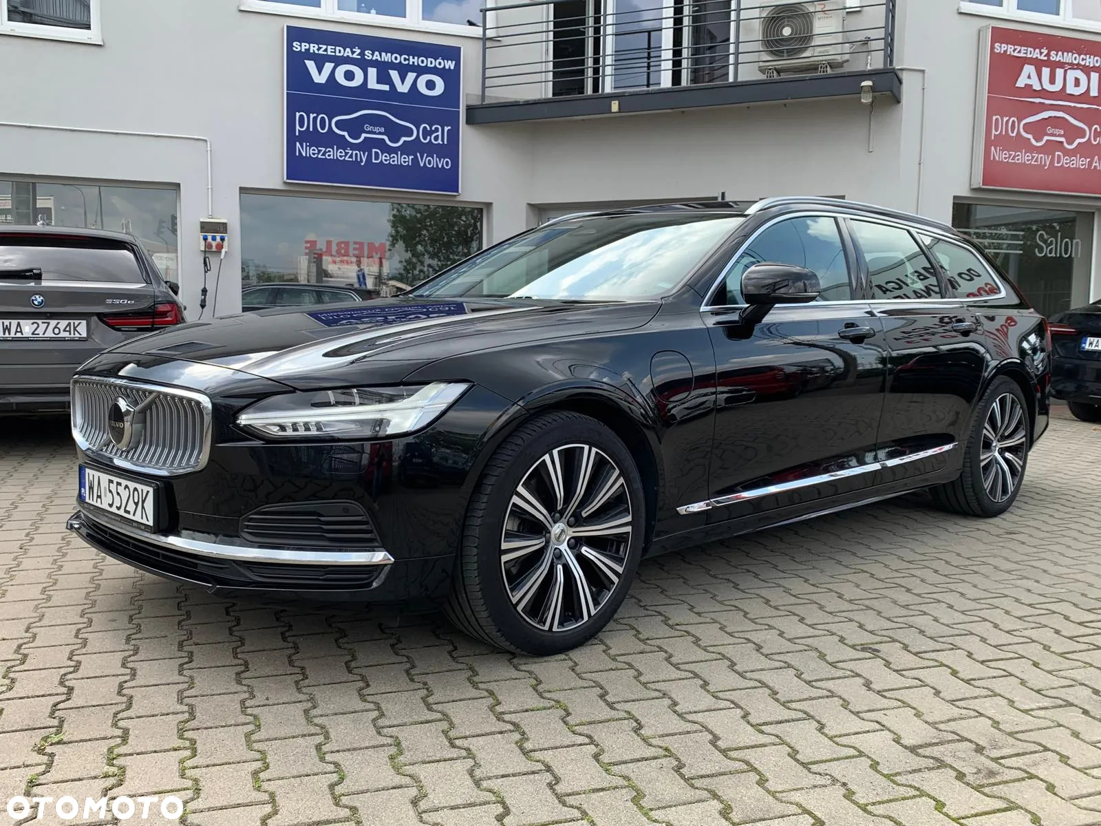 Volvo V90 T6 AWD Plug-In Hybrid Plus Bright - 28