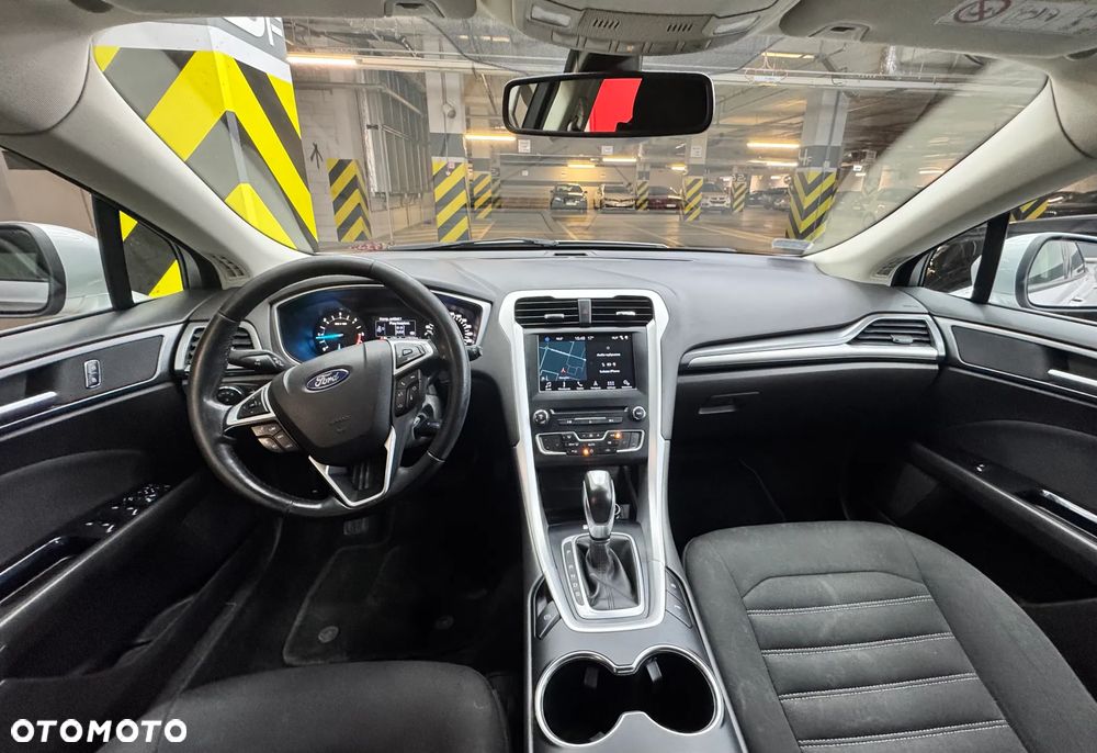 Ford Mondeo 2.0 TDCi Titanium PowerShift - 6