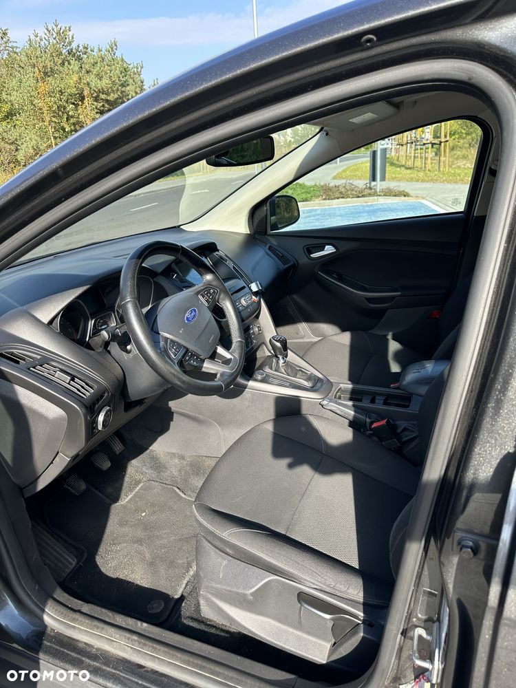 Ford Focus - 8