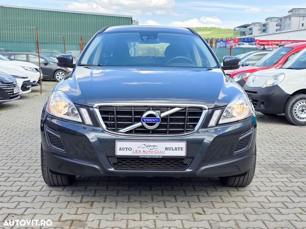 Volvo XC 60 D3 AWD Momentum - 25