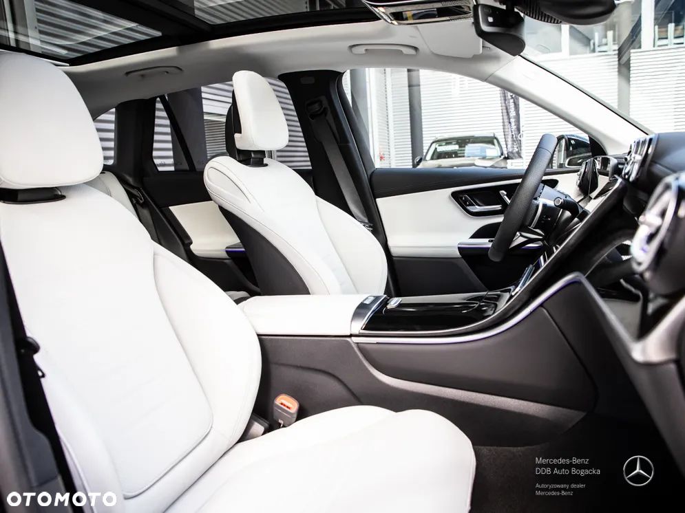 Mercedes-Benz GLC 300 e 4-Matic AMG Line - 6