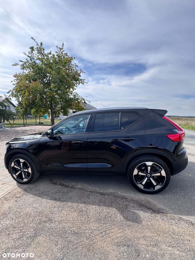 Volvo XC 40 D4 AWD - 14