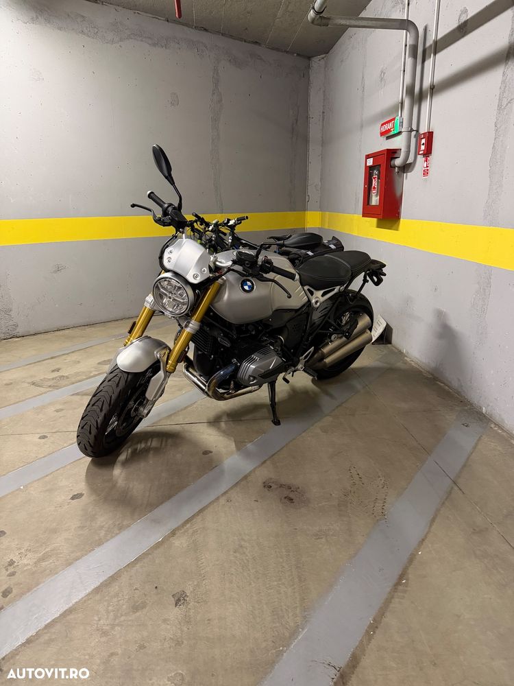 BMW R nineT - 1