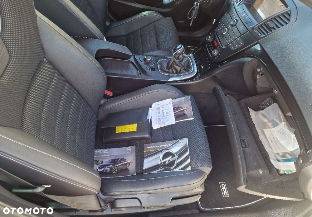 Opel Insignia - 36