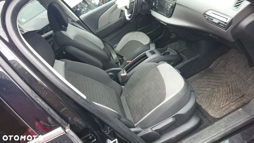 Citroën C4 Picasso - 27