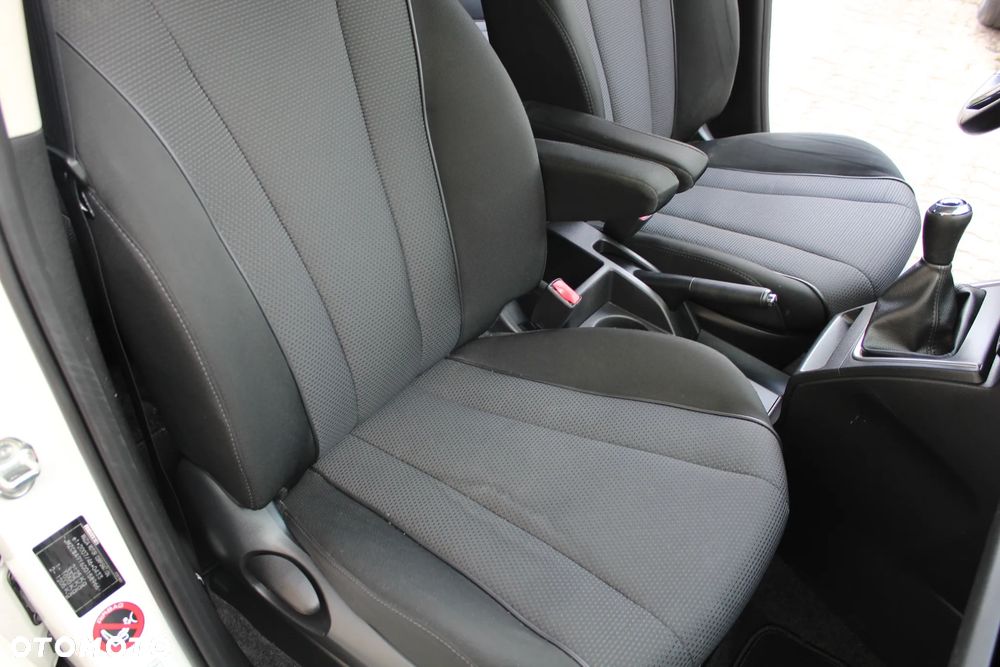Mazda 5 - 22