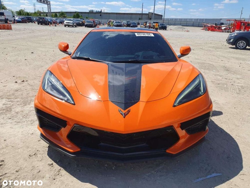 Chevrolet Corvette - 5