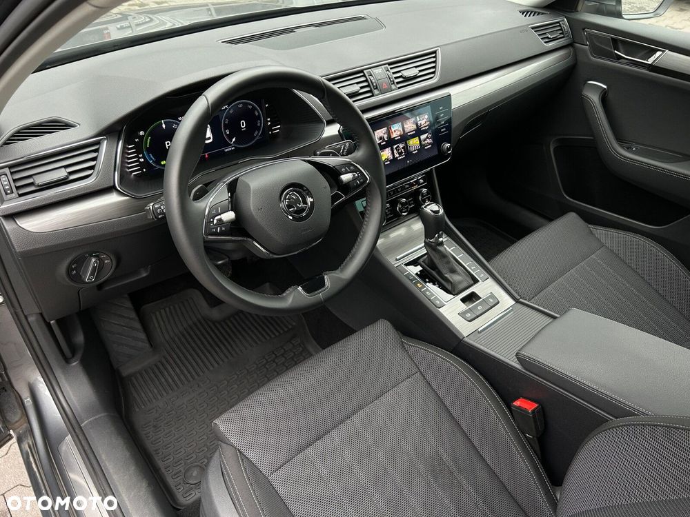 Skoda Superb 1.4 TSI Plug-In Hybrid Style DSG - 8