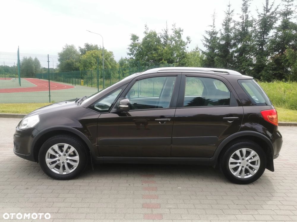 Suzuki SX4 1.6 VVT 4x4 Limited - 3