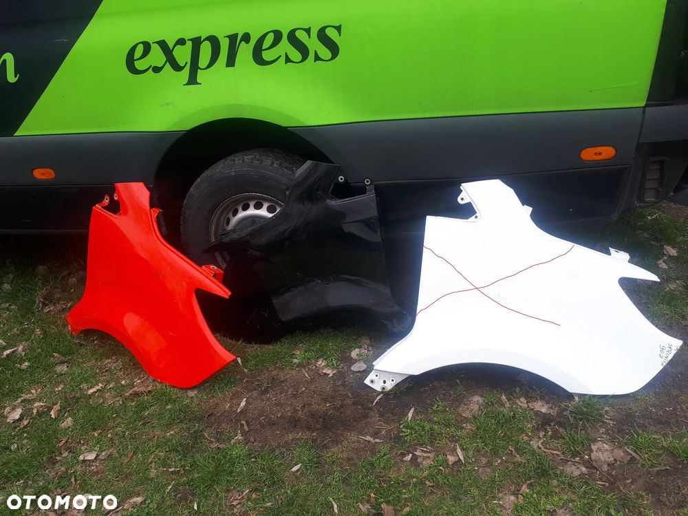 MERCEDES SPRINTER 907 910 BŁOTNIK PRZEDNI LEWY PRAWY ORYGINAŁ - 1