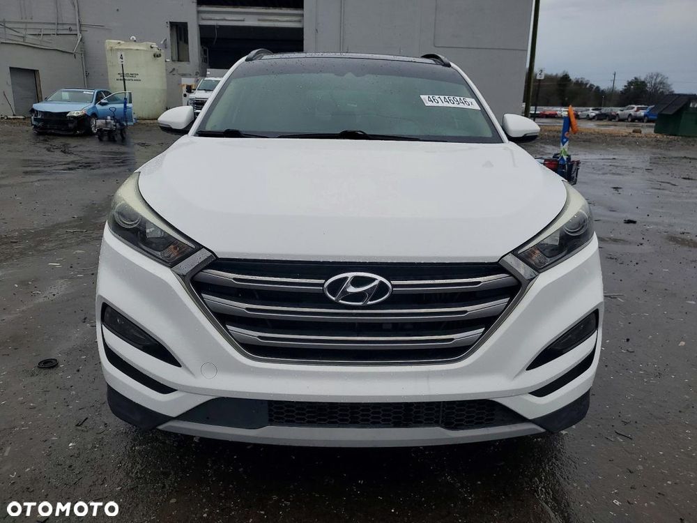 Hyundai Tucson 1.6 GDi 4WD DCT Premium - 3