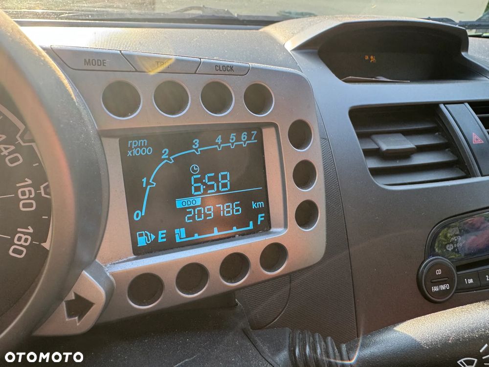 Chevrolet Spark 1.0 LS+ Design - 8