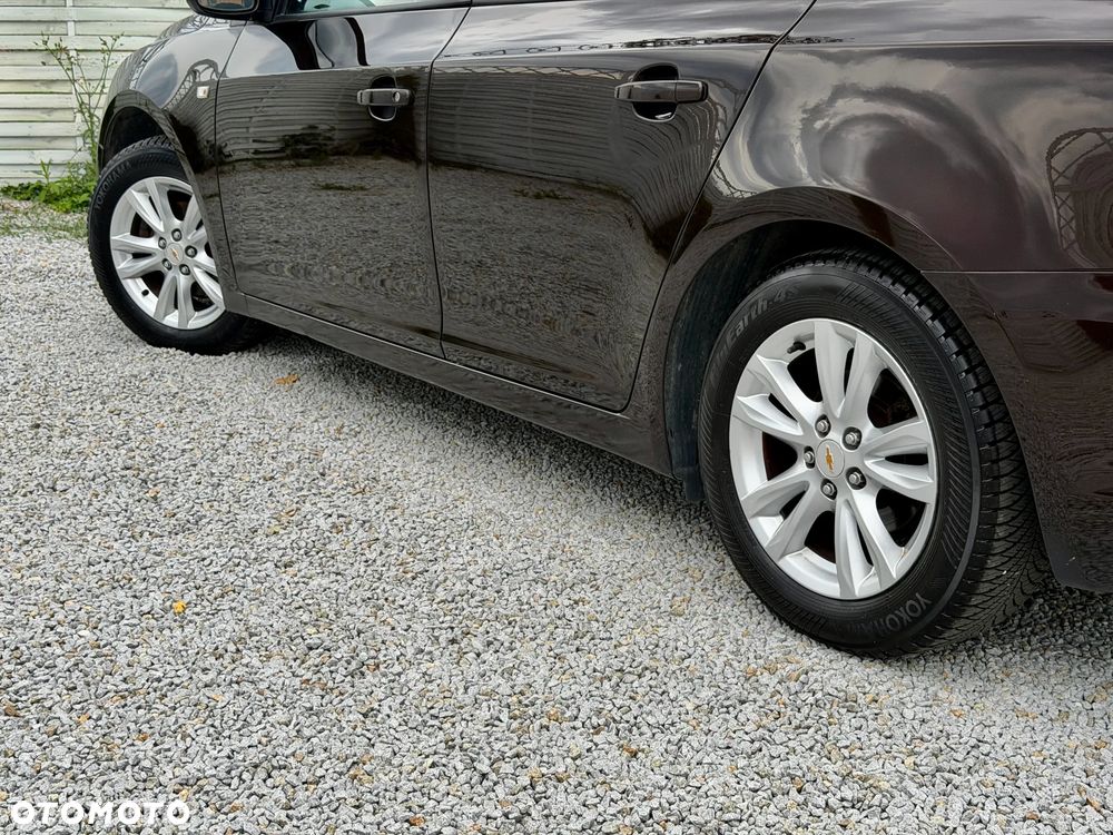 Chevrolet Cruze 1.4 T LT - 22