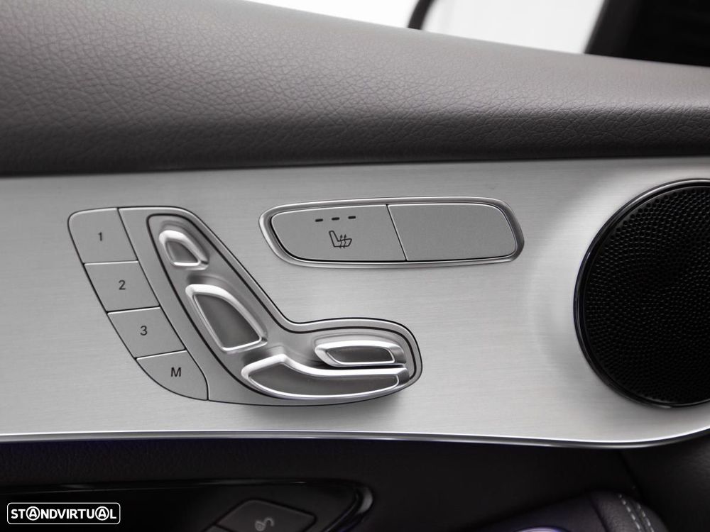 Mercedes-Benz GLC 300 de 4Matic - 15