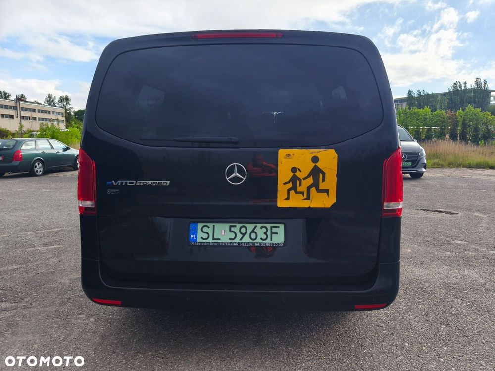 Mercedes-Benz E-Vito - 10