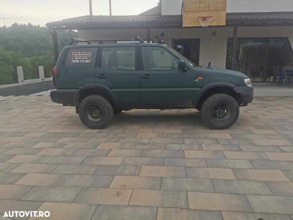 Nissan Terrano 2.7 TDI Sport HT - 3