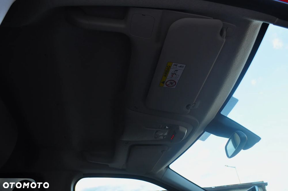 Opel Combo 1.2 Turbo Start/Stop Edition - 21
