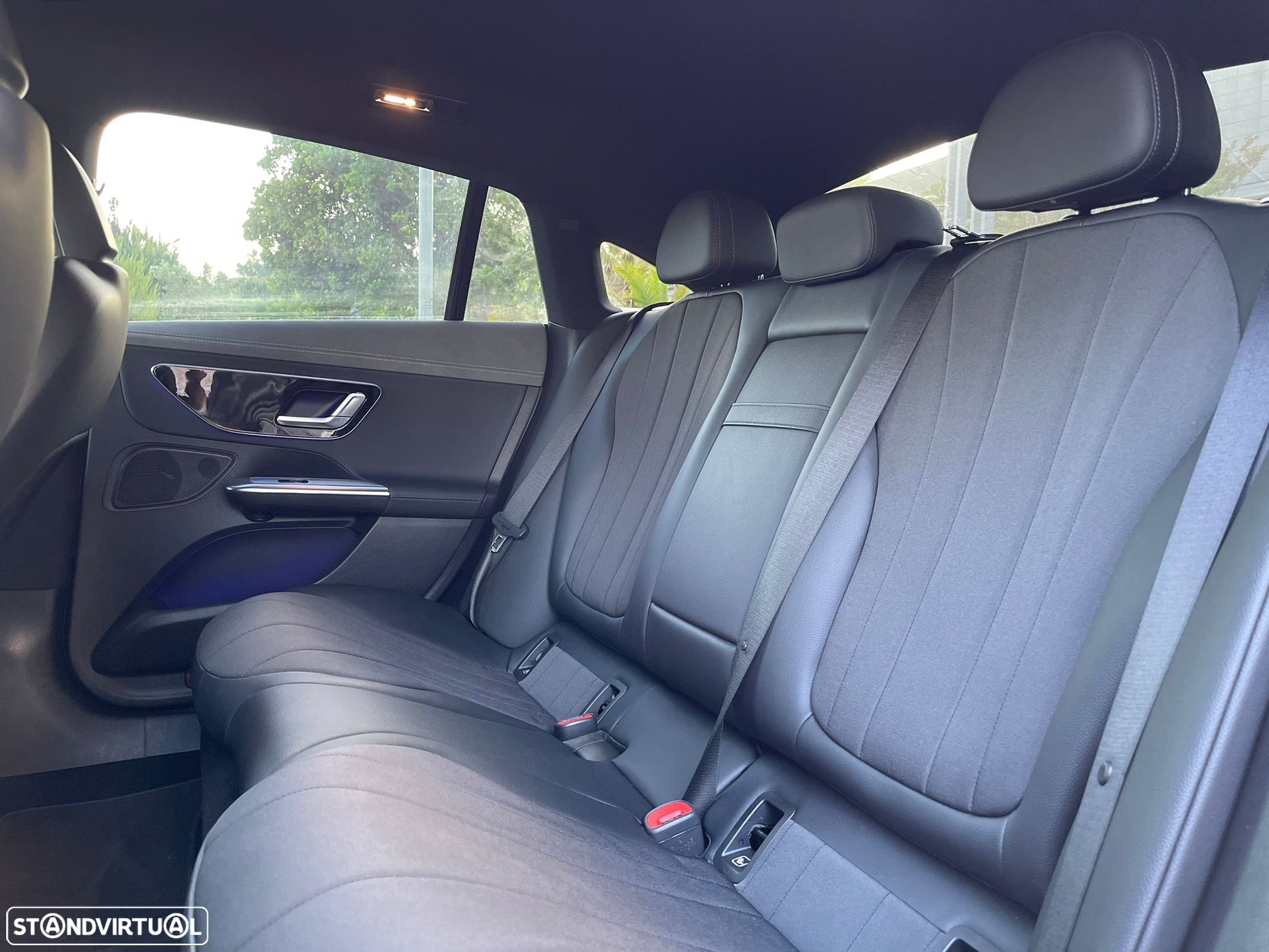 Mercedes-Benz EQE 300 Edition - 19