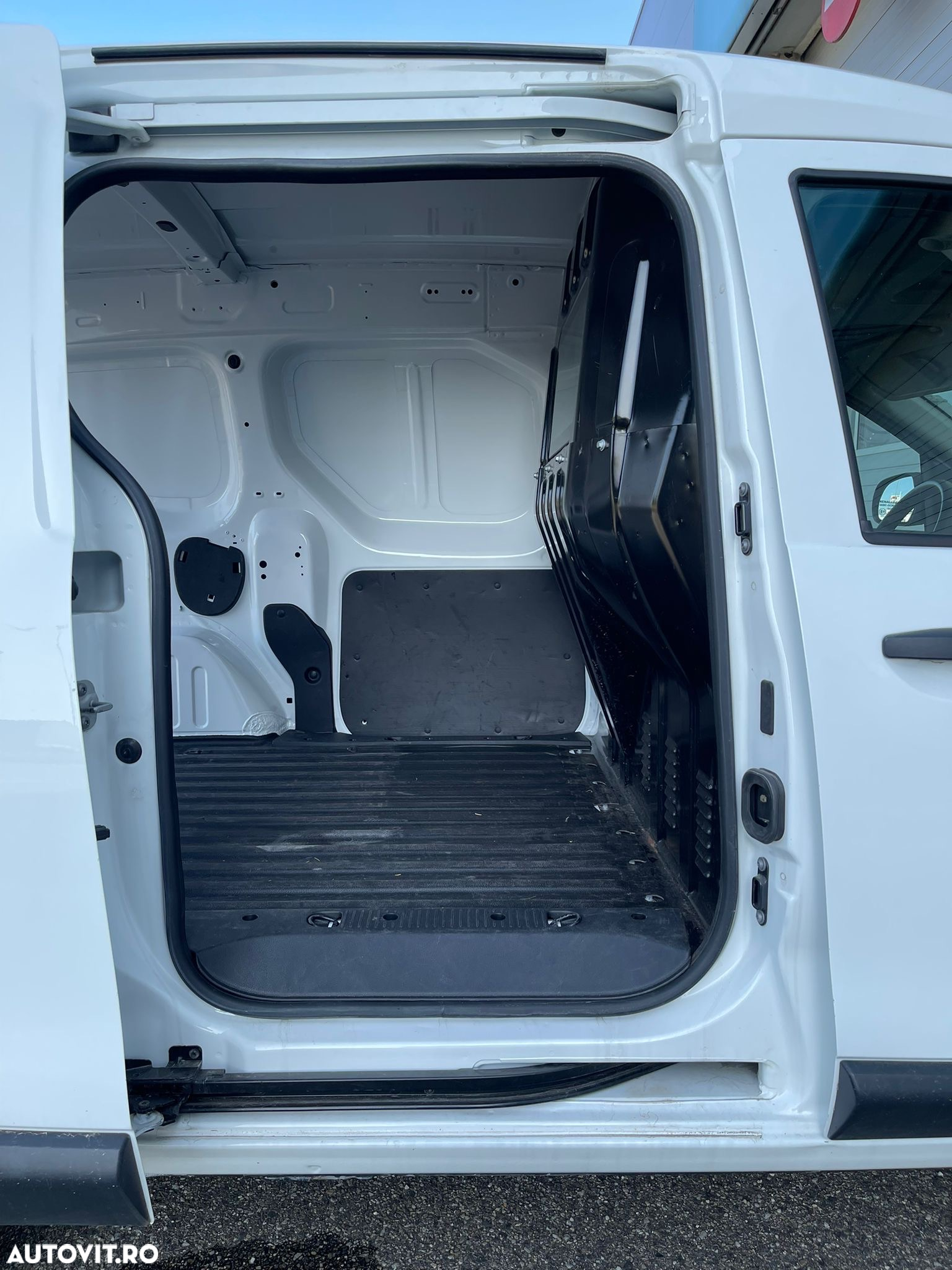 Dacia Dokker 1.5 Blue dCi Laureate - 10