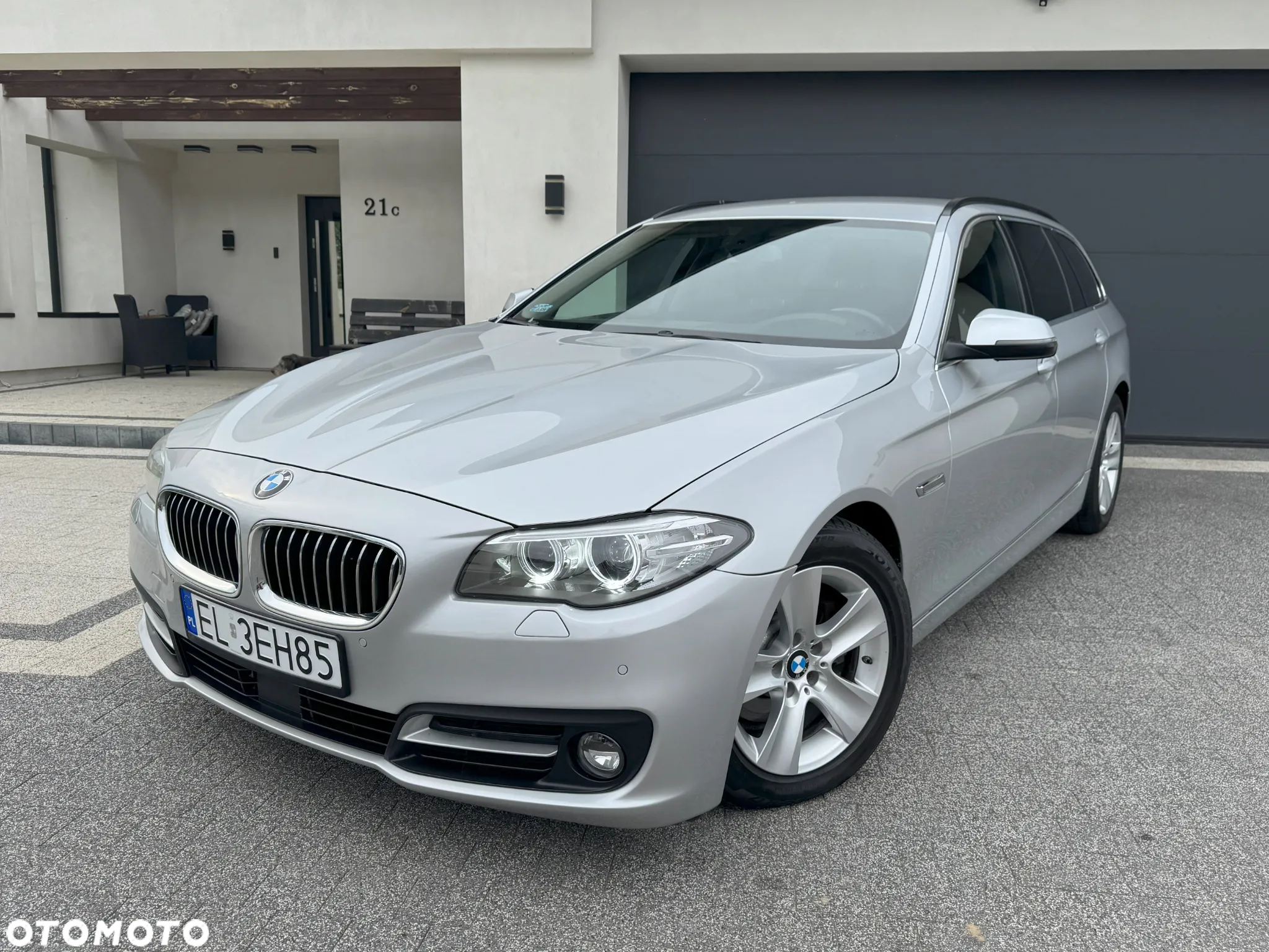 BMW Seria 5 520d Luxury Line - 9