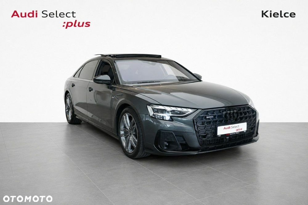 Audi A8 - 4