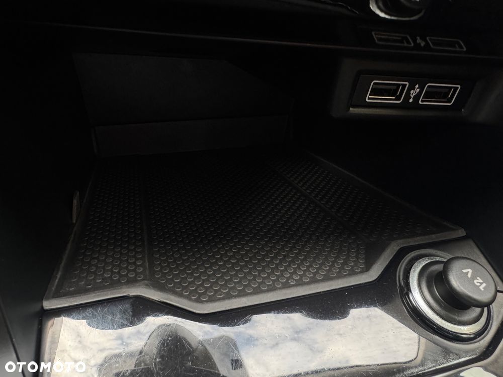 Volkswagen T-Roc 1.0 TSI Special Edition - 19