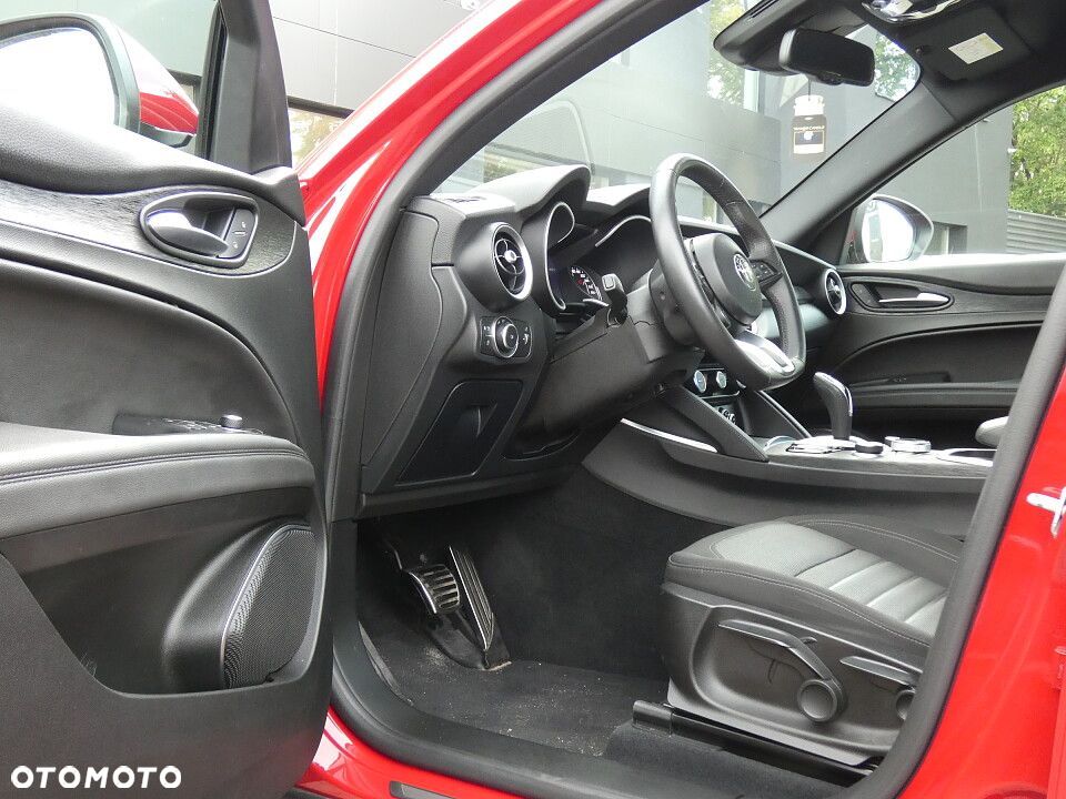 Alfa Romeo Stelvio 2.0 Turbo Super Q4 - 11