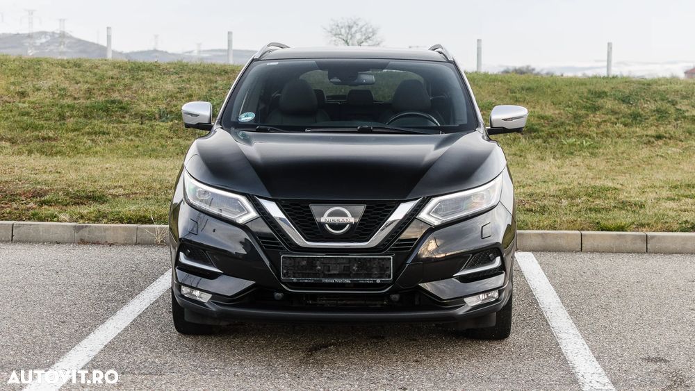 Nissan Qashqai 1.6 DCI Xtronic TEKNA+ - 3