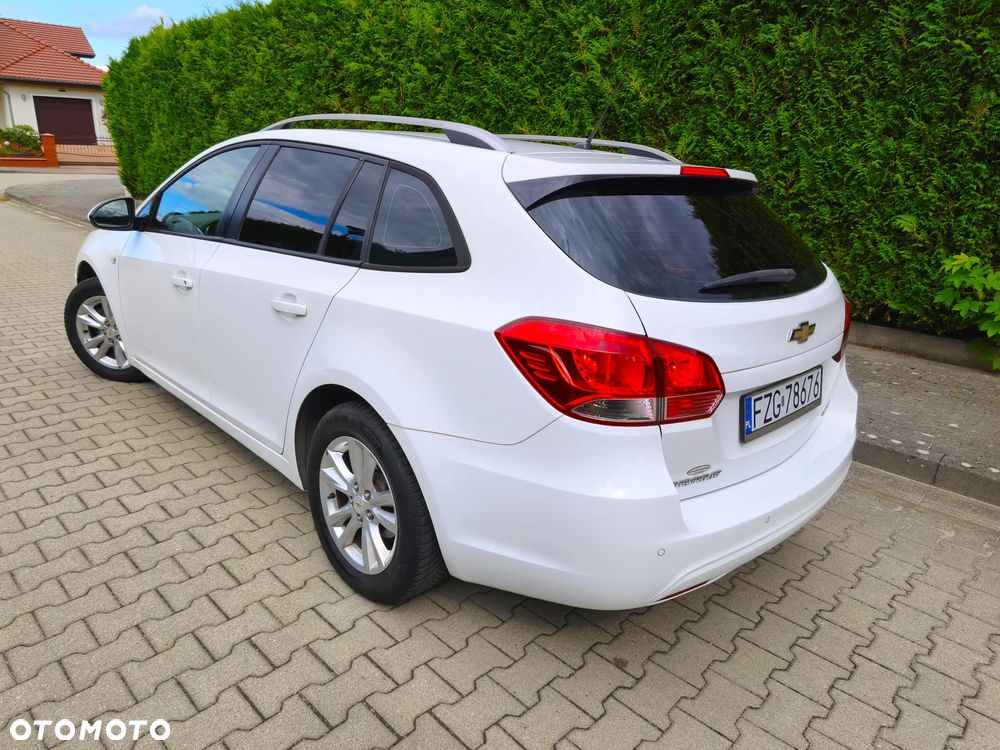 Chevrolet Cruze 1.6 LT - 10