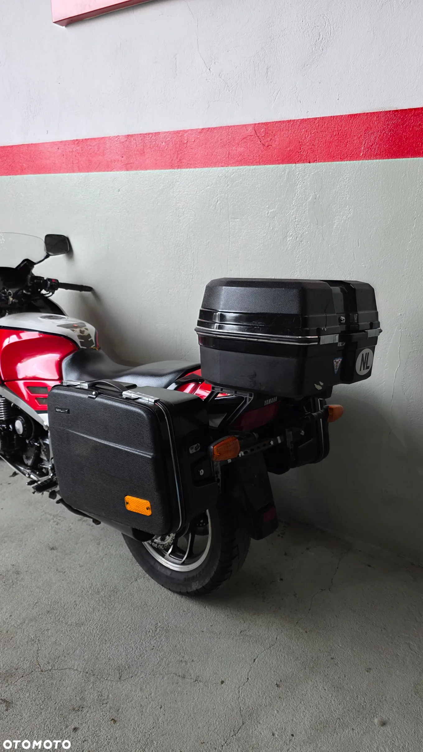 Yamaha FJ - 15