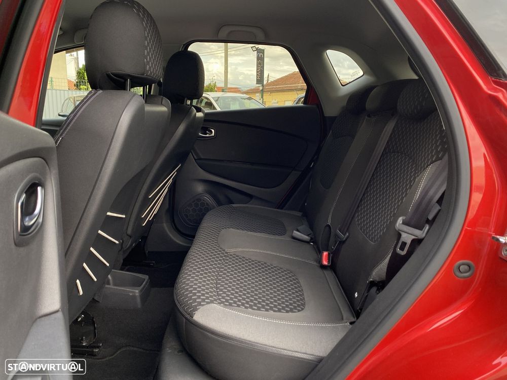 Renault Captur 0.9 TCE Exclusive - 27