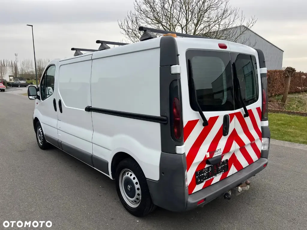 Renault Traffic - 8