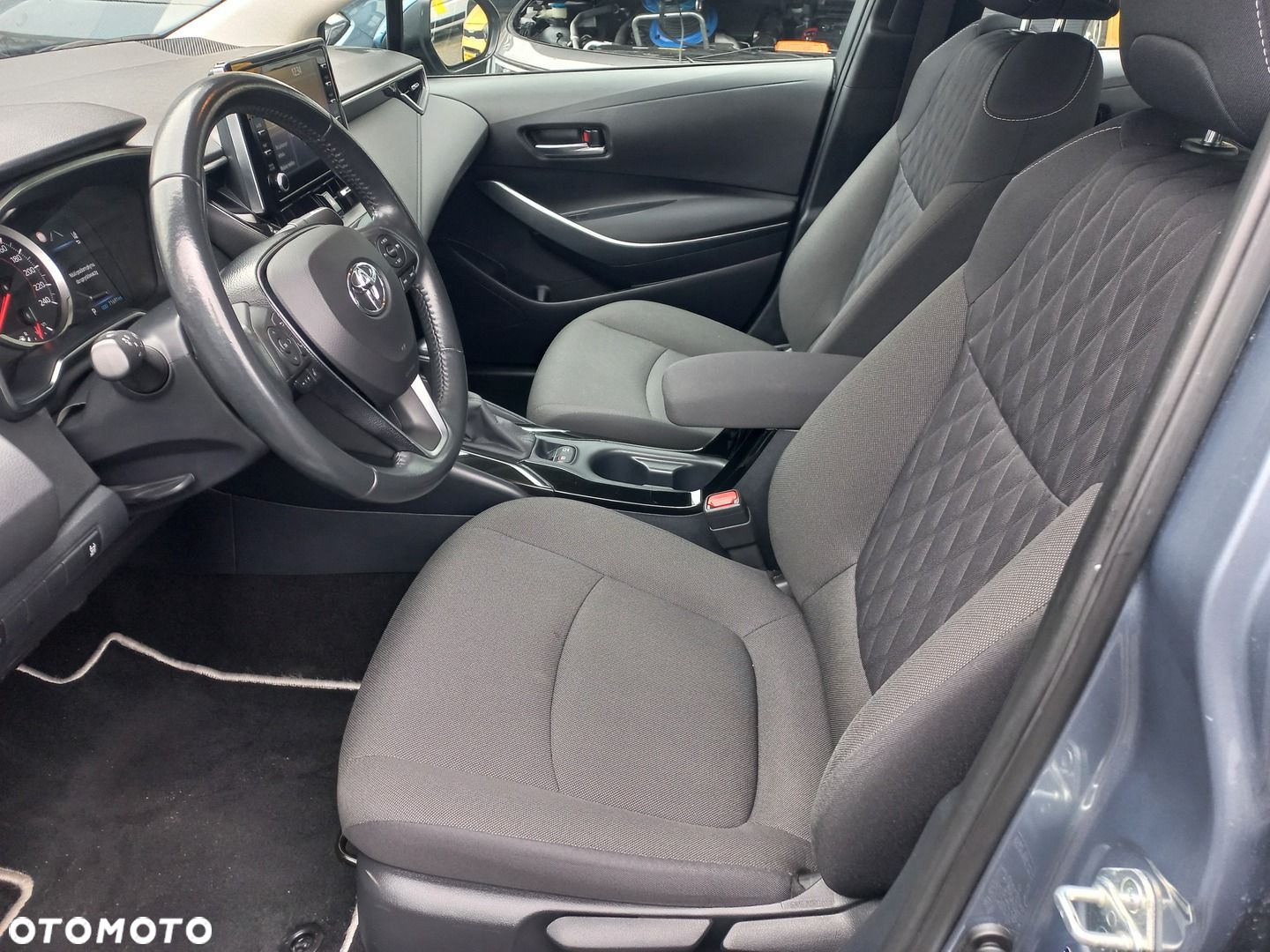 Toyota Corolla 1.5 Comfort MS - 8
