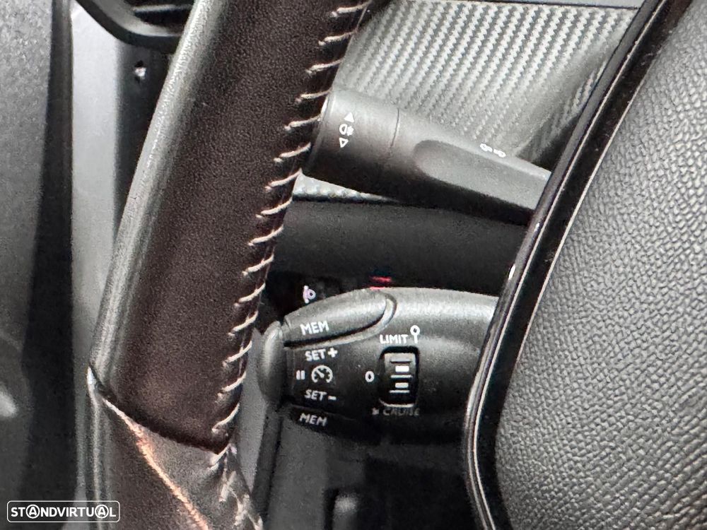 Peugeot 208 1.2 PureTech Active - 26