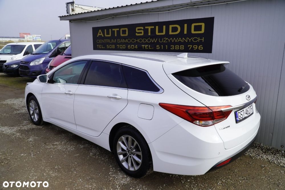 Hyundai i40 1.7 CRDi Comfort + - 38