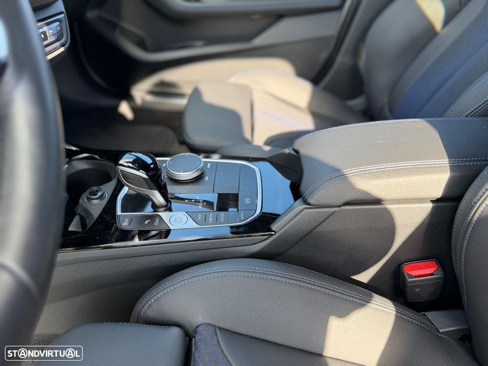 BMW 118 d Pack M Auto - 9