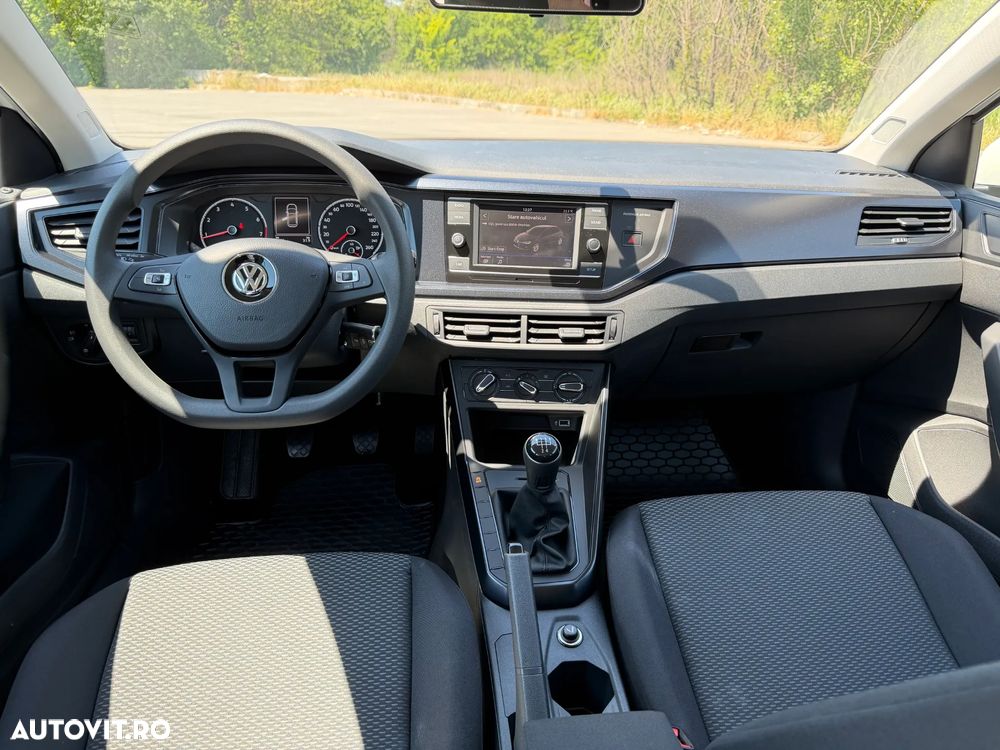 Volkswagen Polo - 2